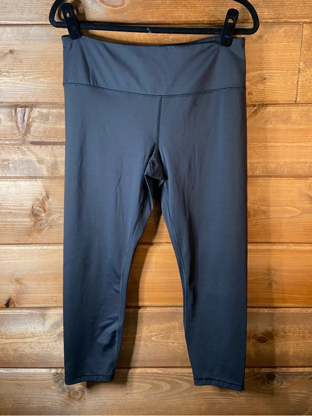 Banana Republic Black High-Rise 7/8 Leggings Size Large 💕🖤